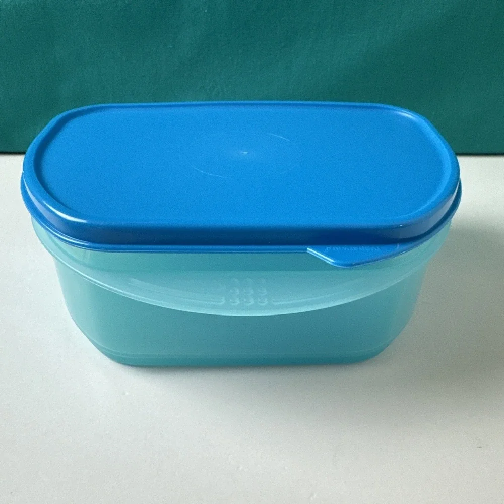 Tupperware Fridge Half Stackable Module Blue Air Liquid Tight 750ml 3 Cup